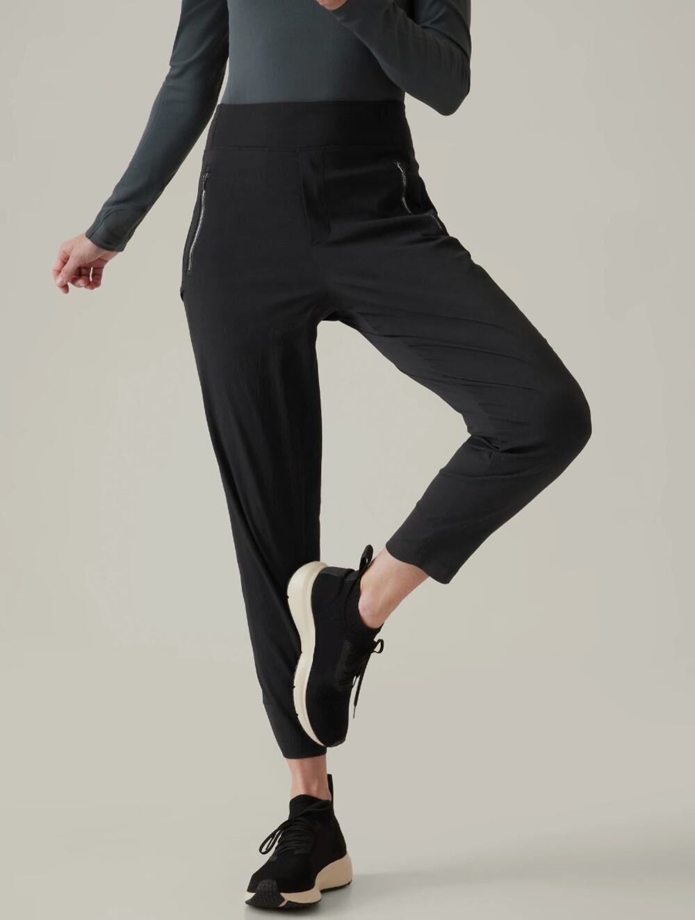 ATHLETA Black Trekkie North Elastic Drawstring Waist Zip Pocket Jogger Pants 6